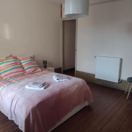 Appartement 2Eme Etage Proche Des Thermes Бурбонн-ле-Бен Экстерьер фото